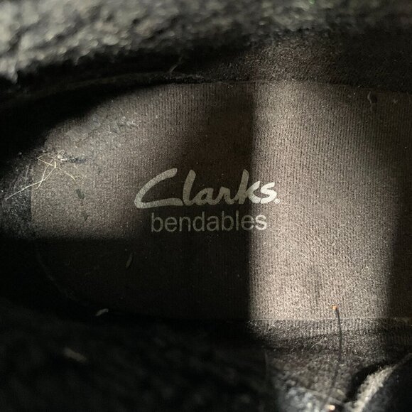 Clarks Bendables Comfort Ankle Boots Black Suede Faux Shearling Lining Size 8.5 - Picture 2 of 12